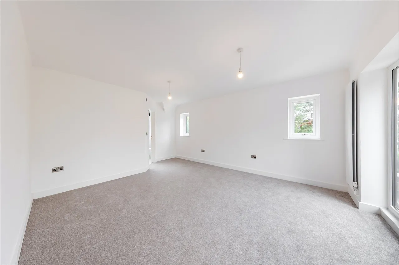 Chester Road, Marford, LL12, photo 18