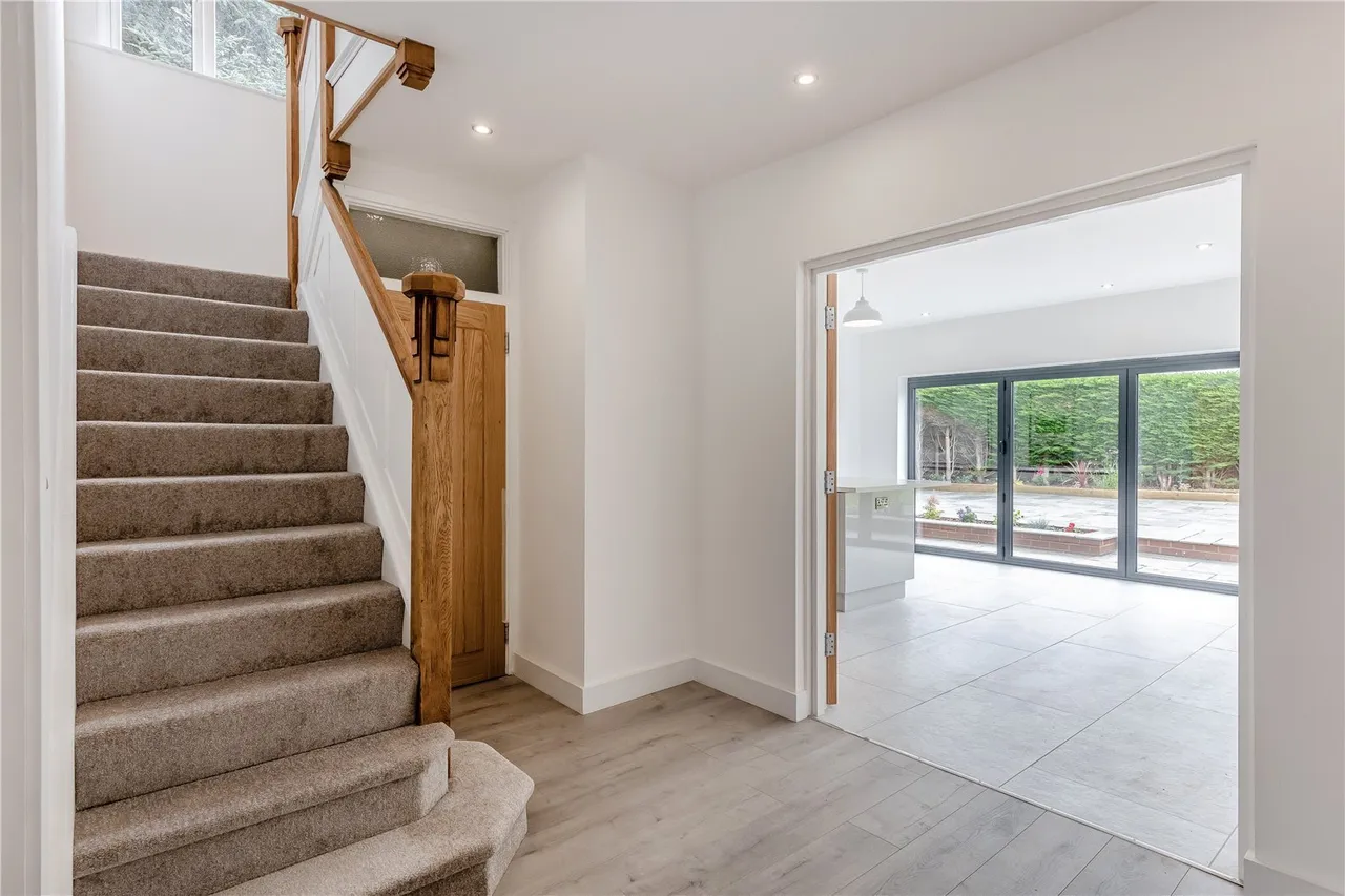 Chester Road, Marford, LL12, photo 9