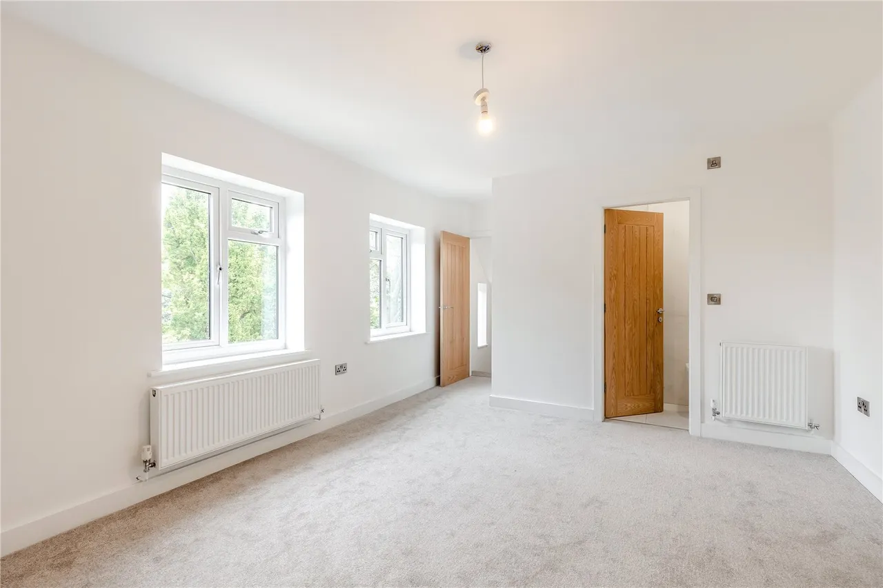 Chester Road, Marford, LL12, photo 27