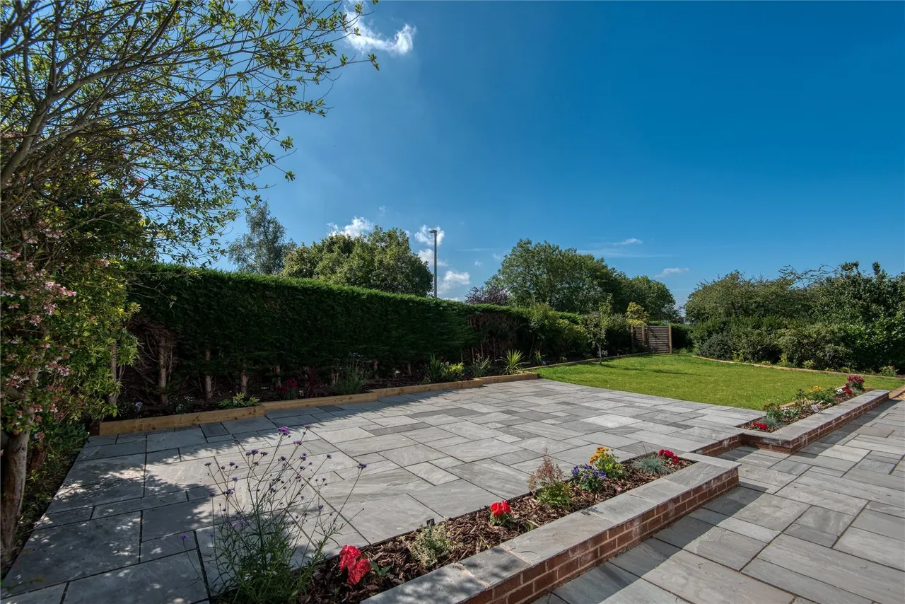 Chester Road, Marford, LL12, photo 7