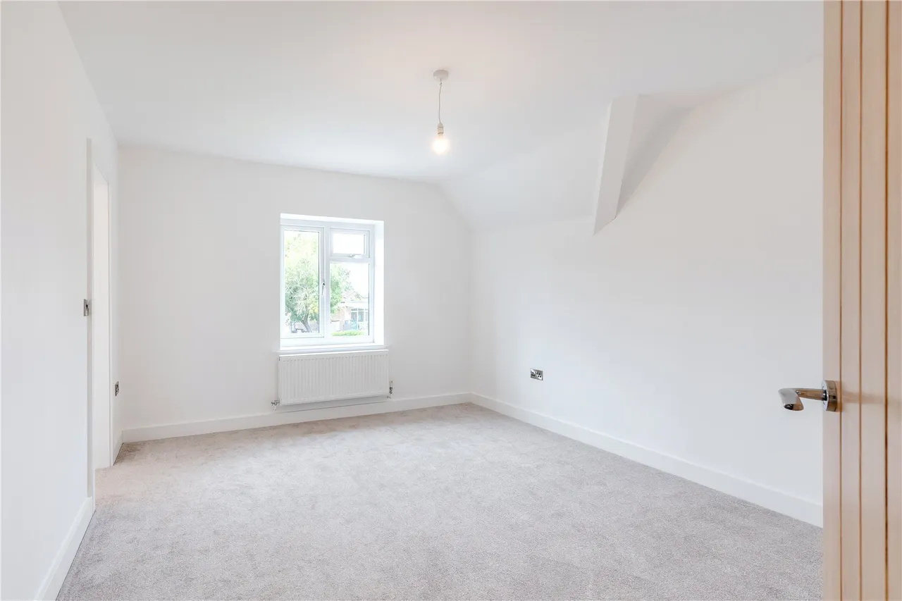 Chester Road, Marford, LL12, photo 21