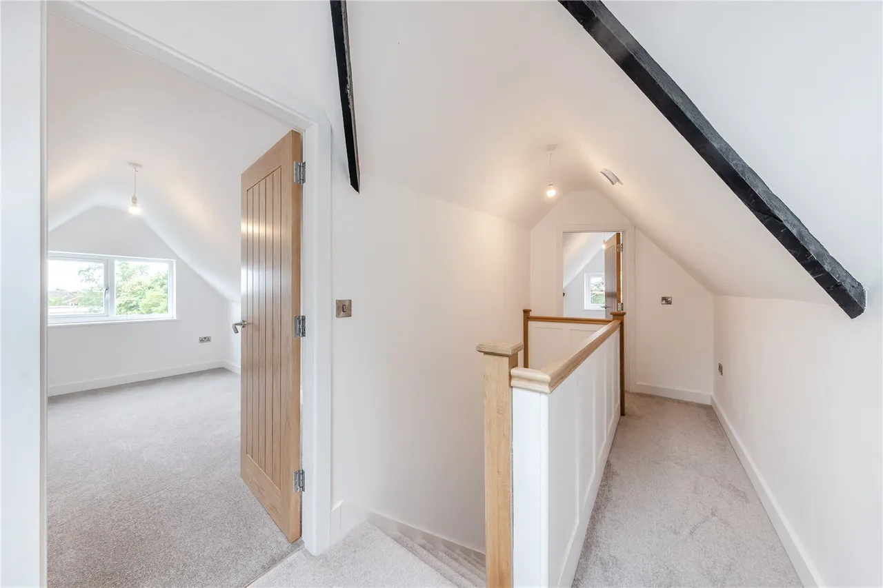 Chester Road, Marford, LL12, photo 25