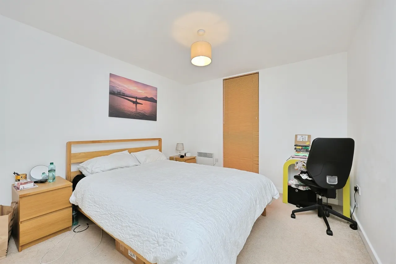 Geoffrey Watling Way, Norwich, photo 7