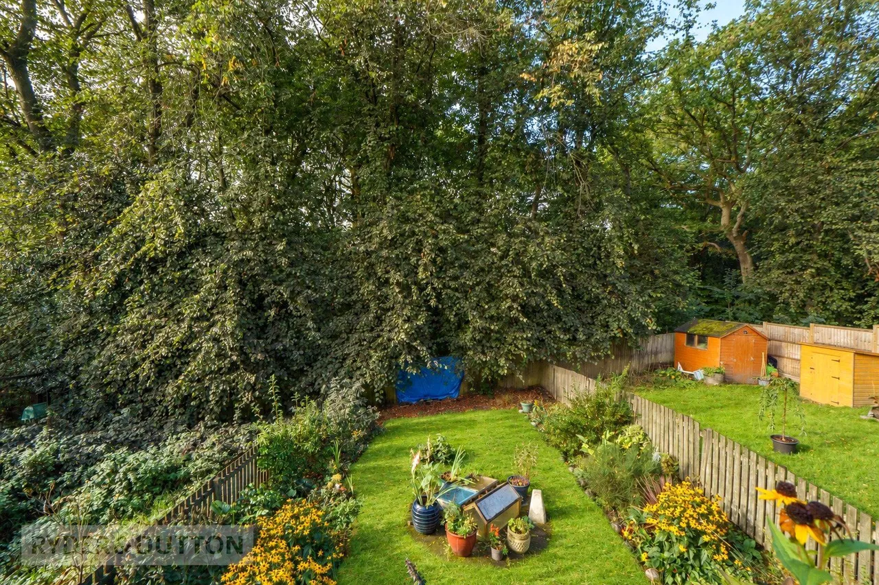 Wyvern Avenue, Marsh, HD3, photo 22