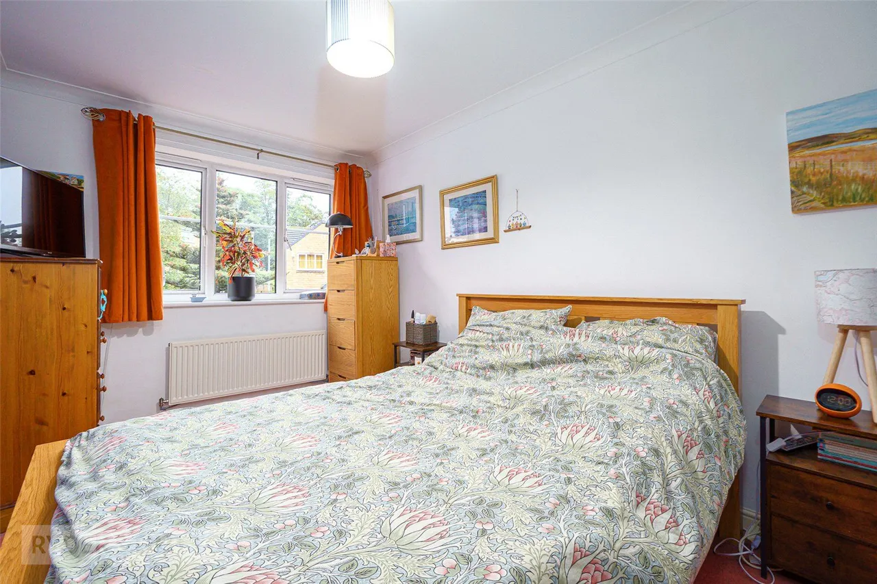 Wyvern Avenue, Marsh, HD3, photo 12
