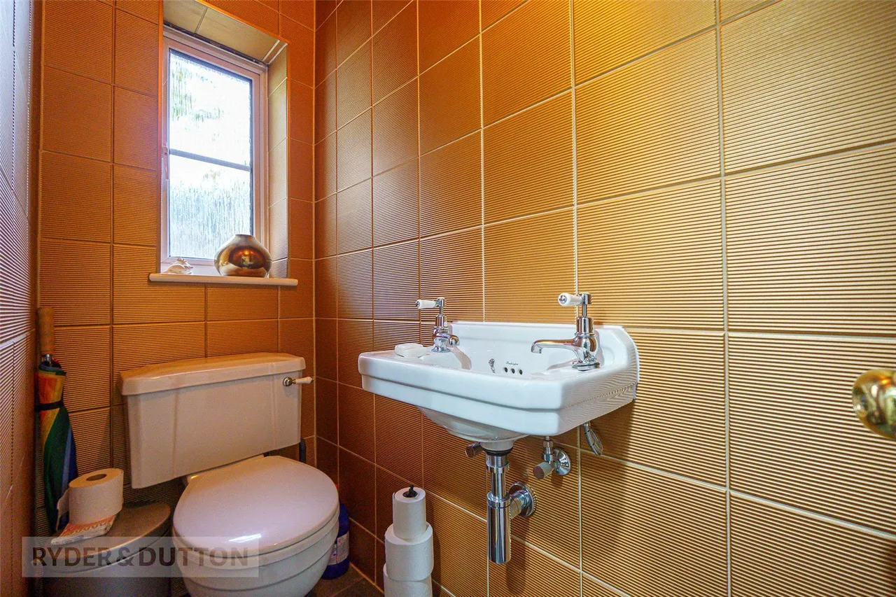 Wyvern Avenue, Marsh, HD3, photo 11