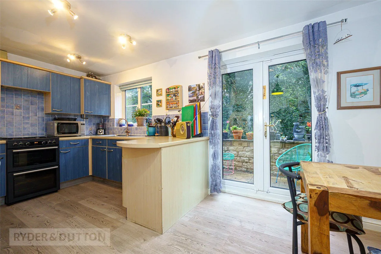 Wyvern Avenue, Marsh, HD3, photo 3