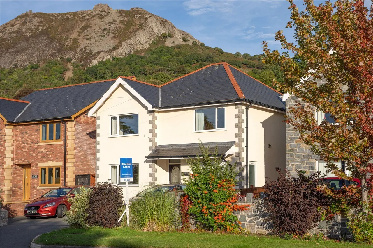 Penmaenmawr Road, Llanfairfechan, LL33, photo 25