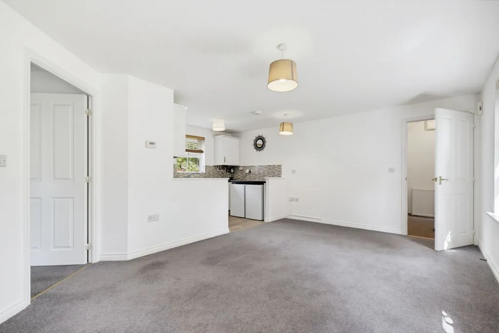 Apt 3 Sanders Way, Lichfield WS14 9AD, photo 12