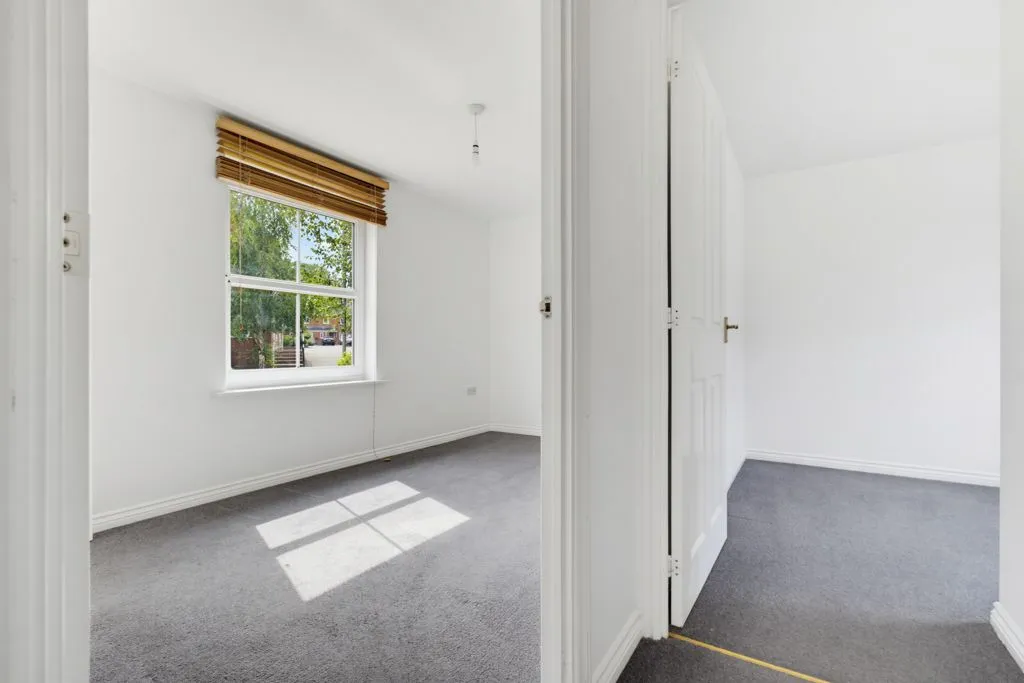 Apt 3 Sanders Way, Lichfield WS14 9AD, photo 11