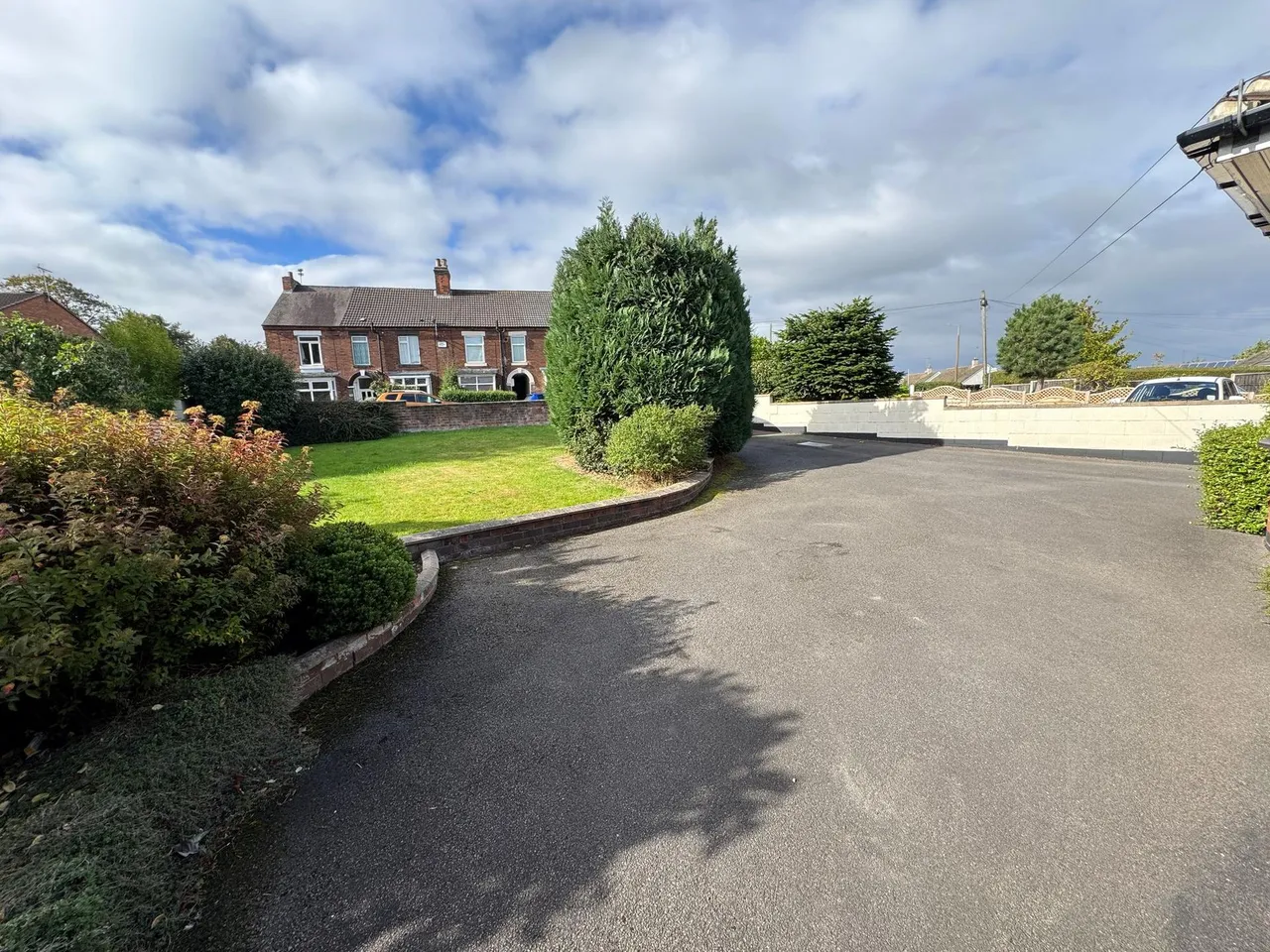 Gresley Wood Road, Church Gresley, DE11, photo 17