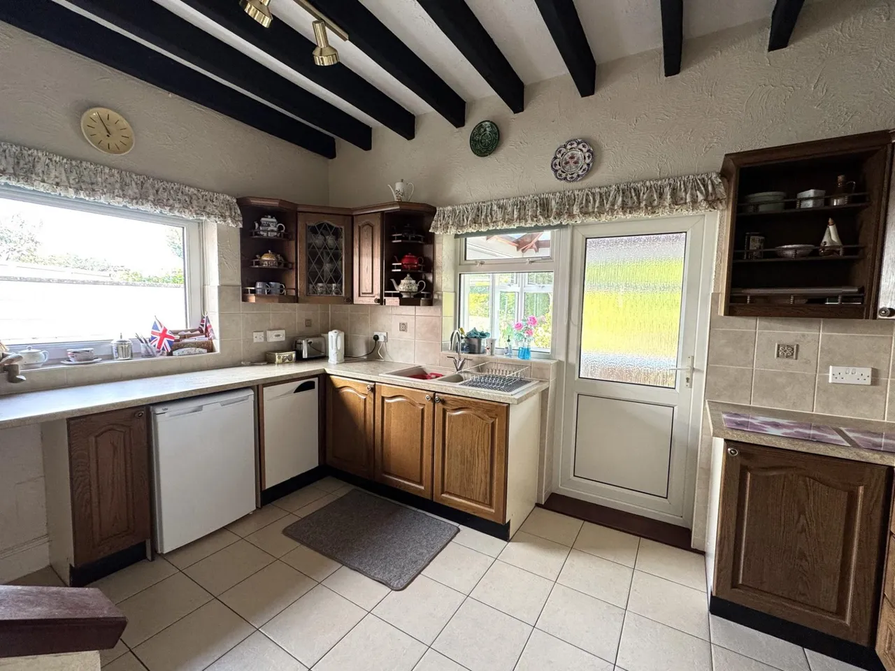 Gresley Wood Road, Church Gresley, DE11, photo 5