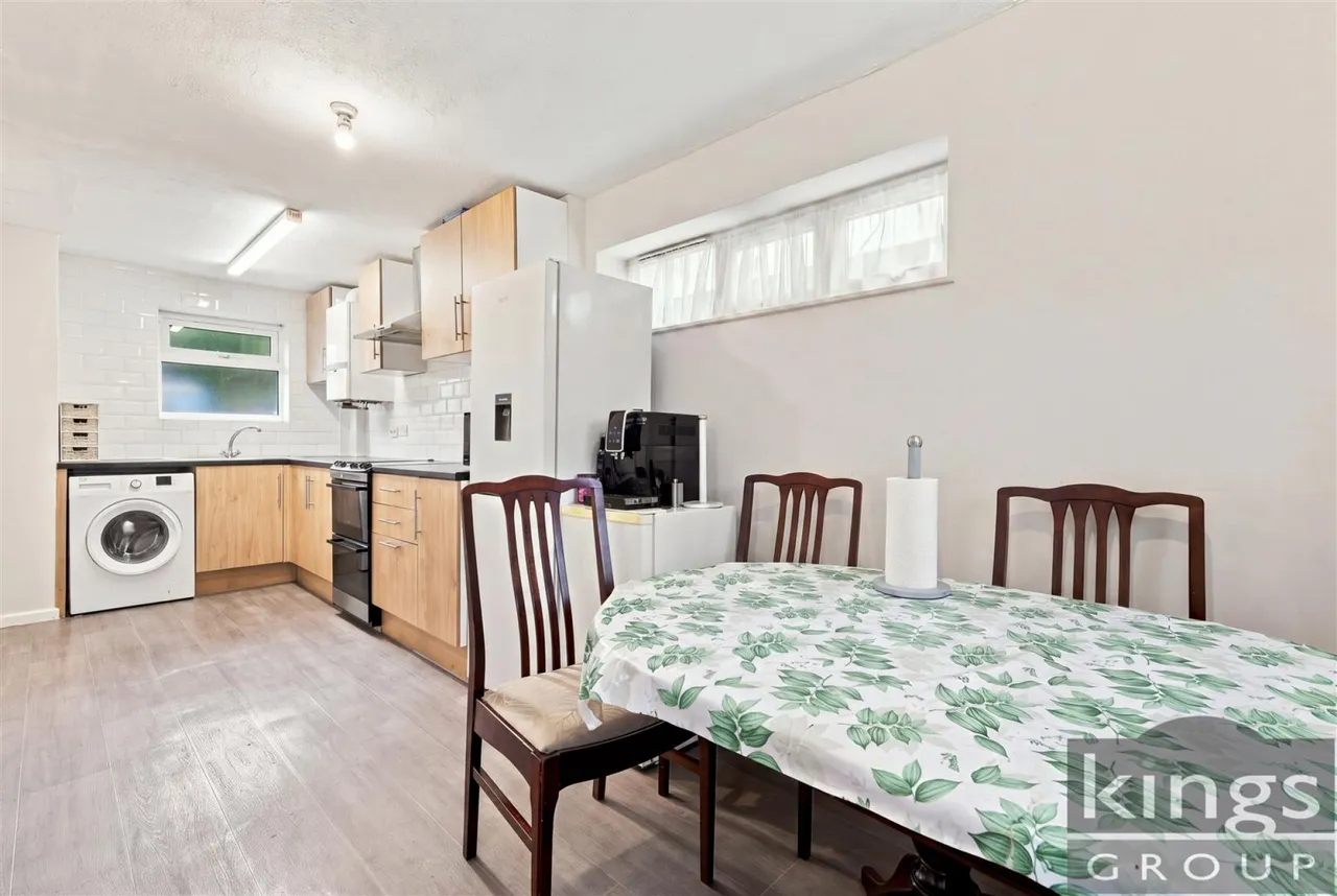 Brockles Mead, Harlow, photo 5