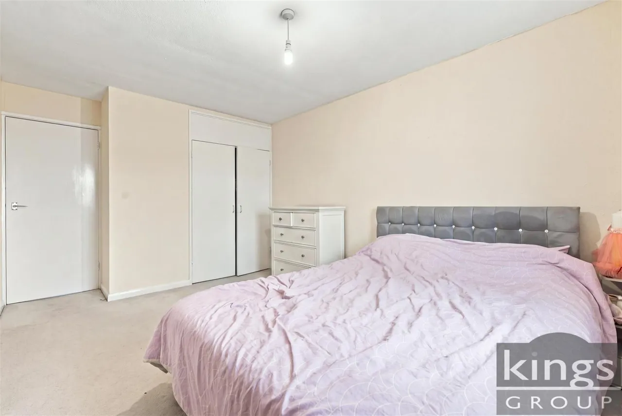 Brockles Mead, Harlow, photo 9