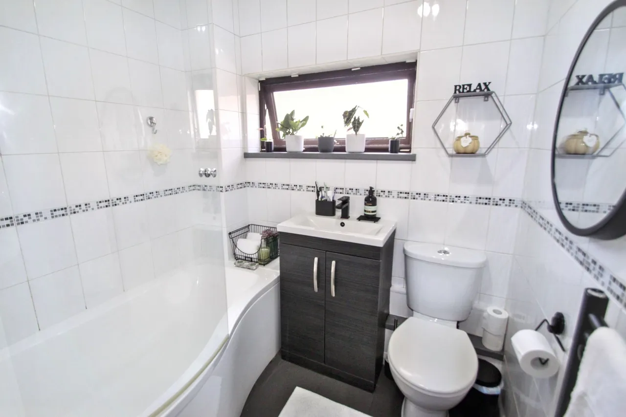 West Grove, Woodford Green, IG8, photo 11