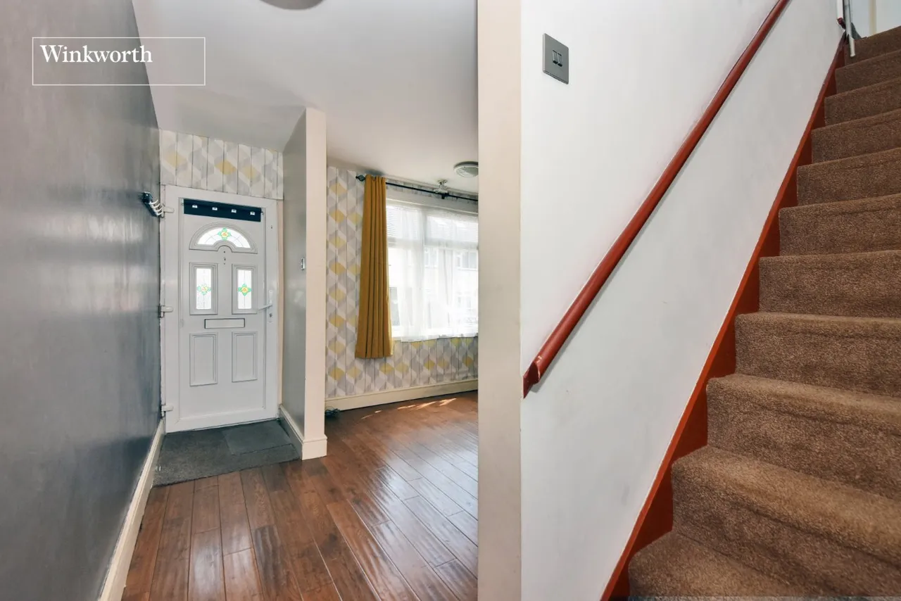 Longfellow Road, Worcester Park, KT4, photo 8