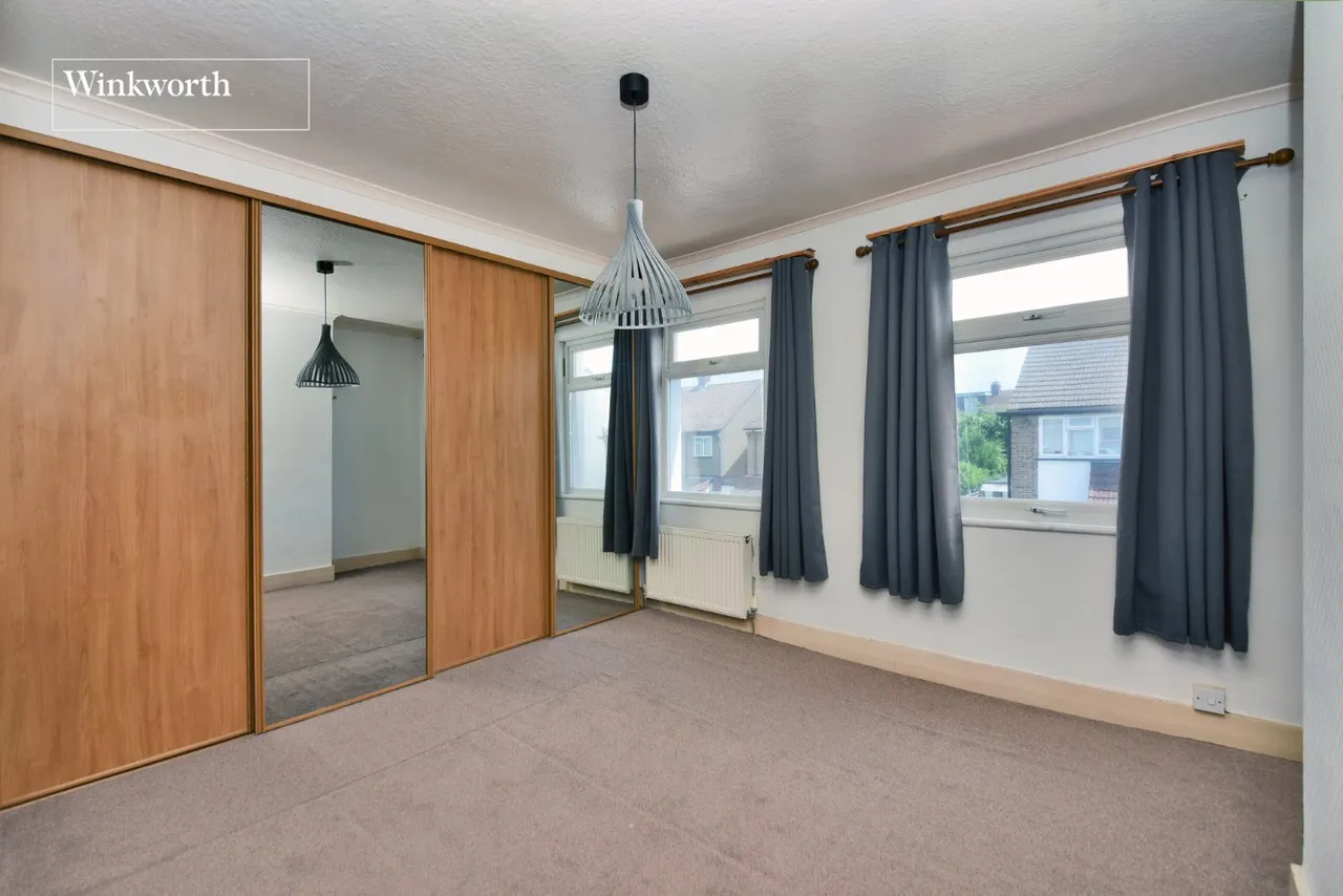 Longfellow Road, Worcester Park, KT4, photo 12