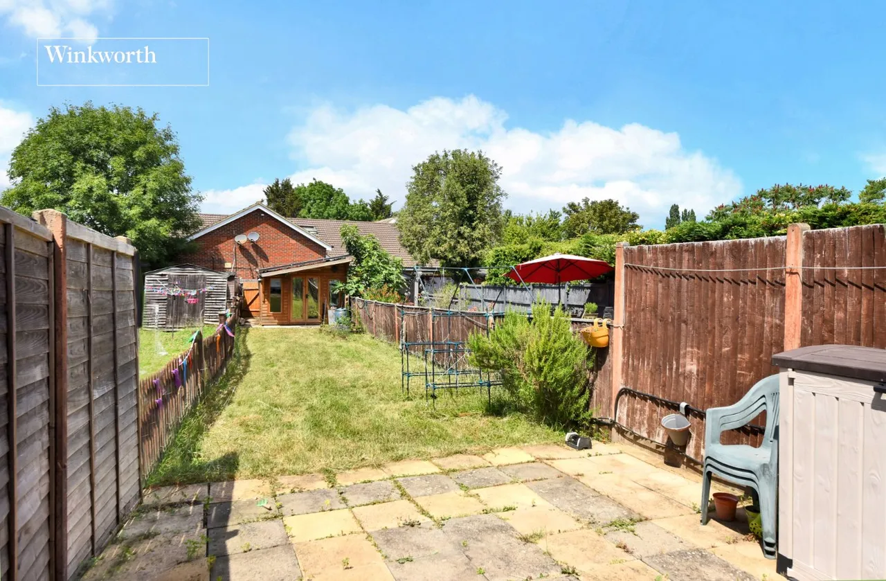 Longfellow Road, Worcester Park, KT4, photo 3