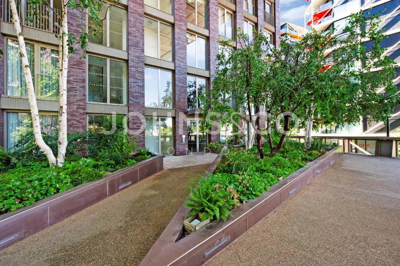Embassy Gardens, London, SW11, photo 11