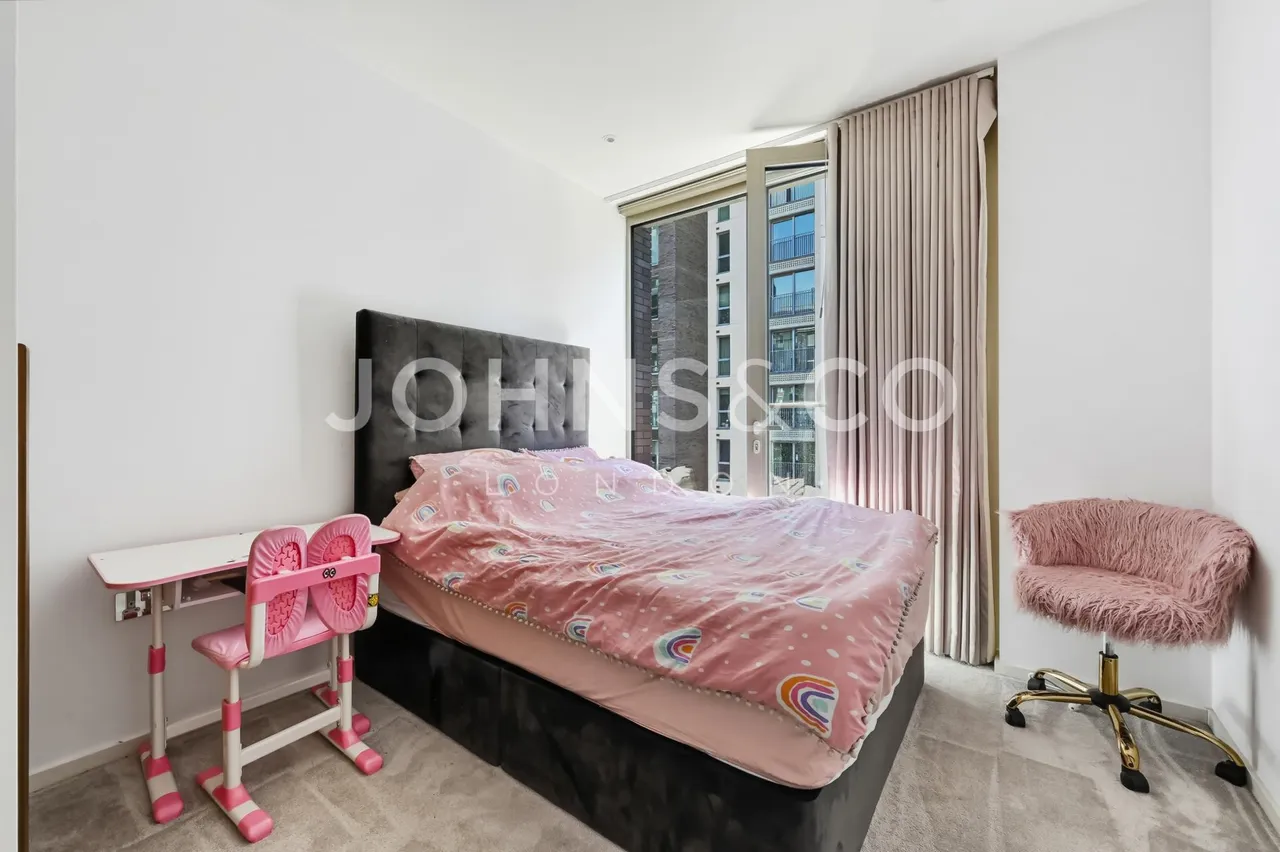 Embassy Gardens, London, SW11, photo 6
