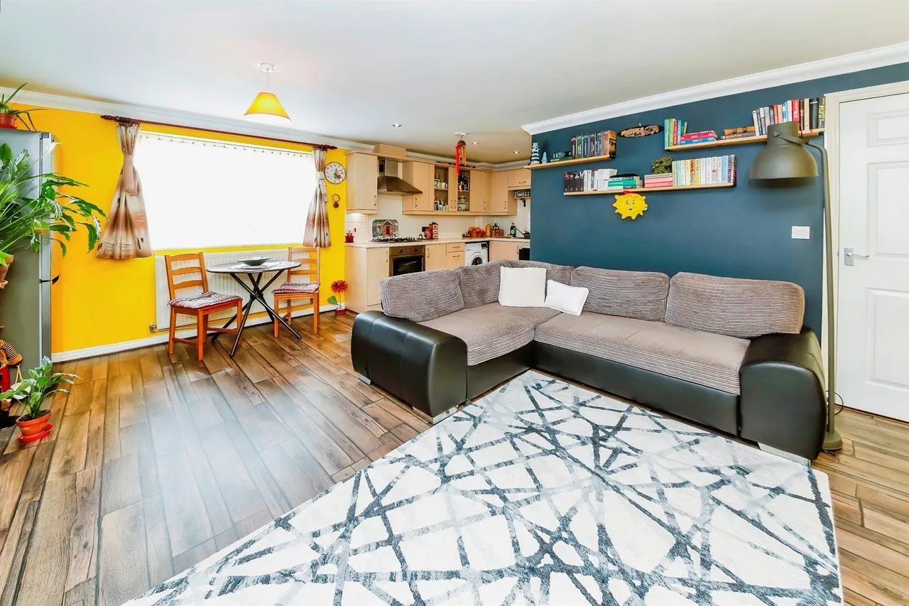 Brookhill Road, Copthorne, Crawley, photo 2