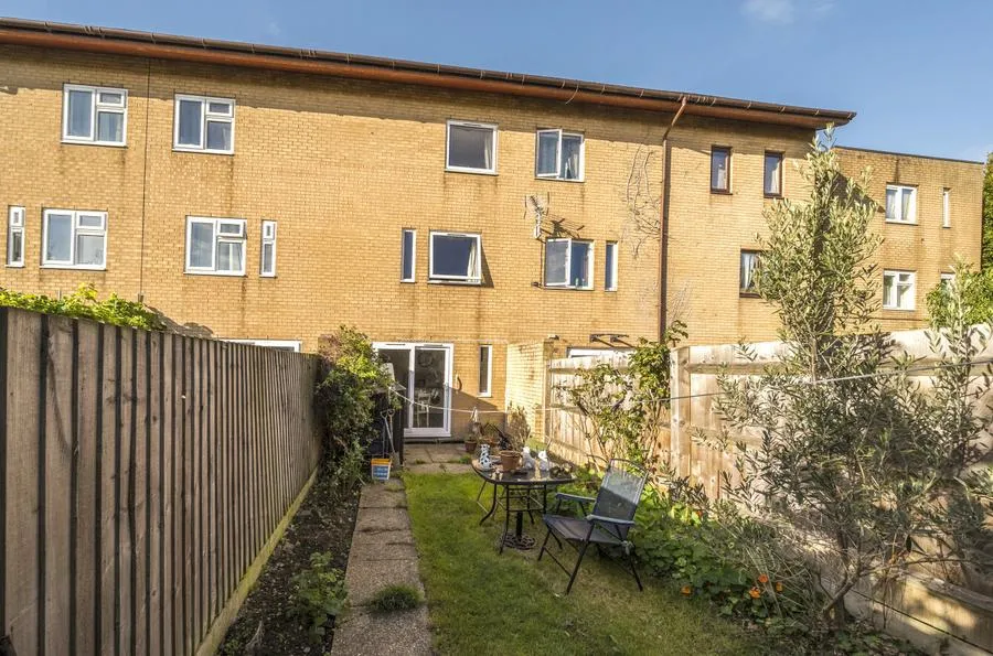 Helford Place, Fishermead, MK6, photo 17
