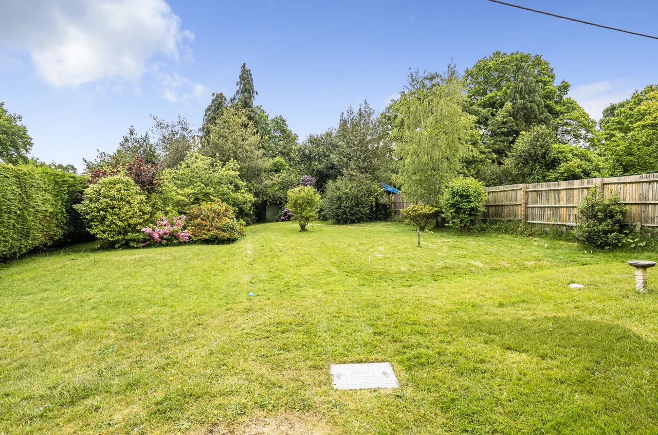 Wickham Close, Church Crookham, Fleet, Hampshire, GU52 6NU, photo 7
