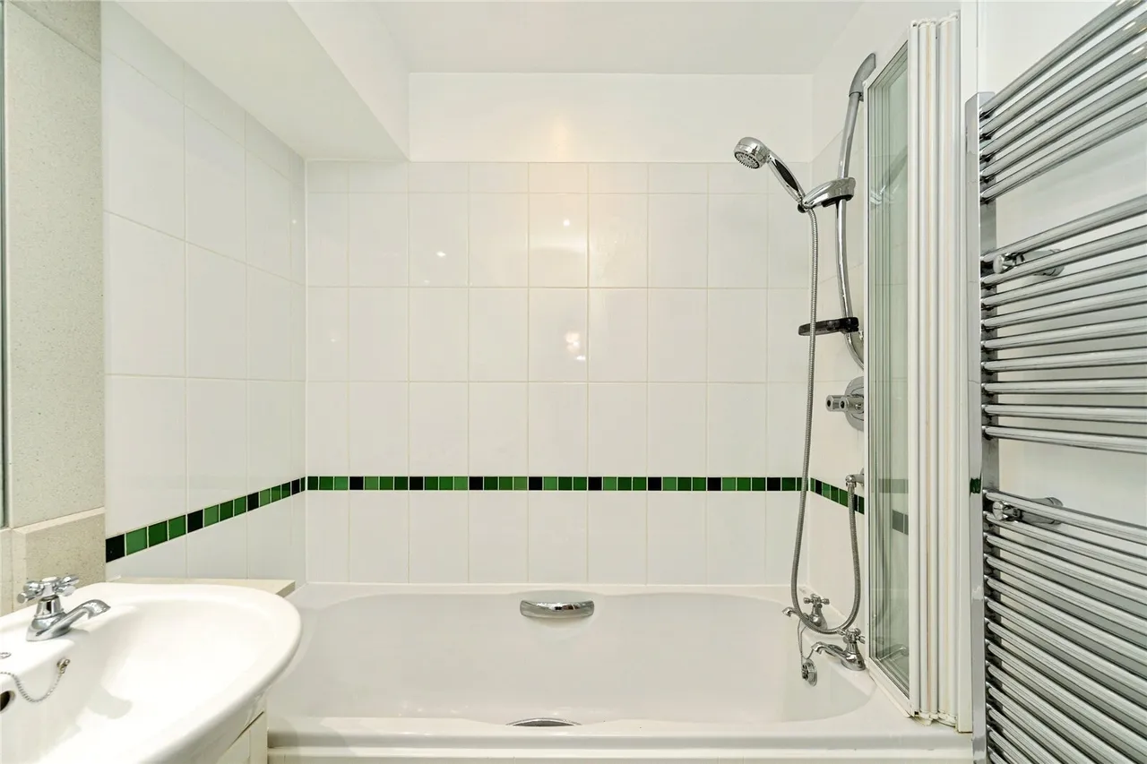 Seven Kings Way, Kingston upon Thames, KT2, photo 11