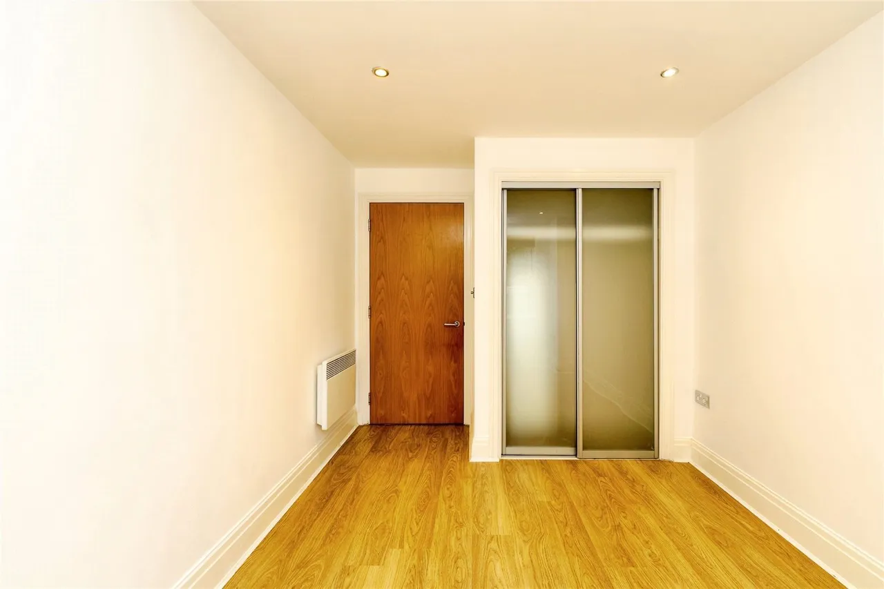 Seven Kings Way, Kingston upon Thames, KT2, photo 3