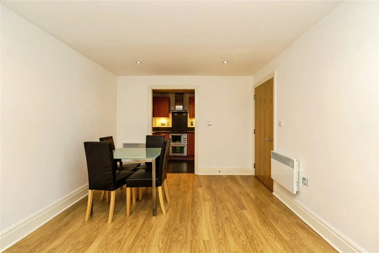 Seven Kings Way, Kingston upon Thames, KT2, photo 4
