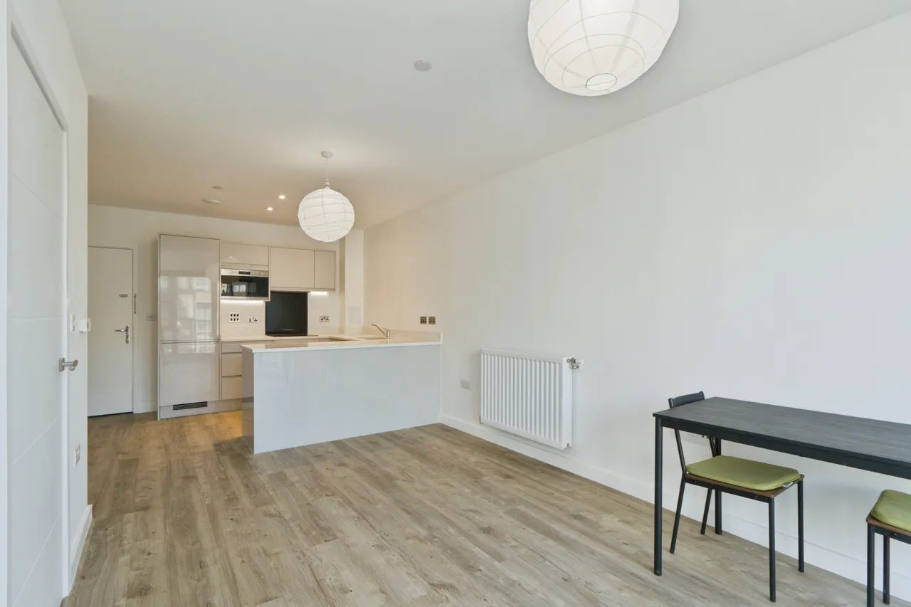 Vousden Grove, London, SE28, photo 23