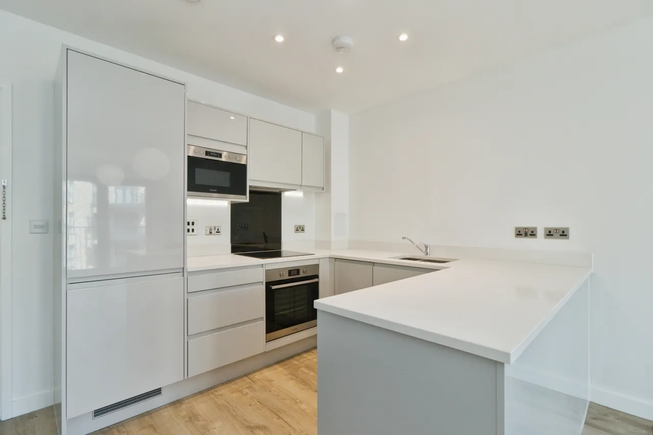 Vousden Grove, London, SE28, photo 11