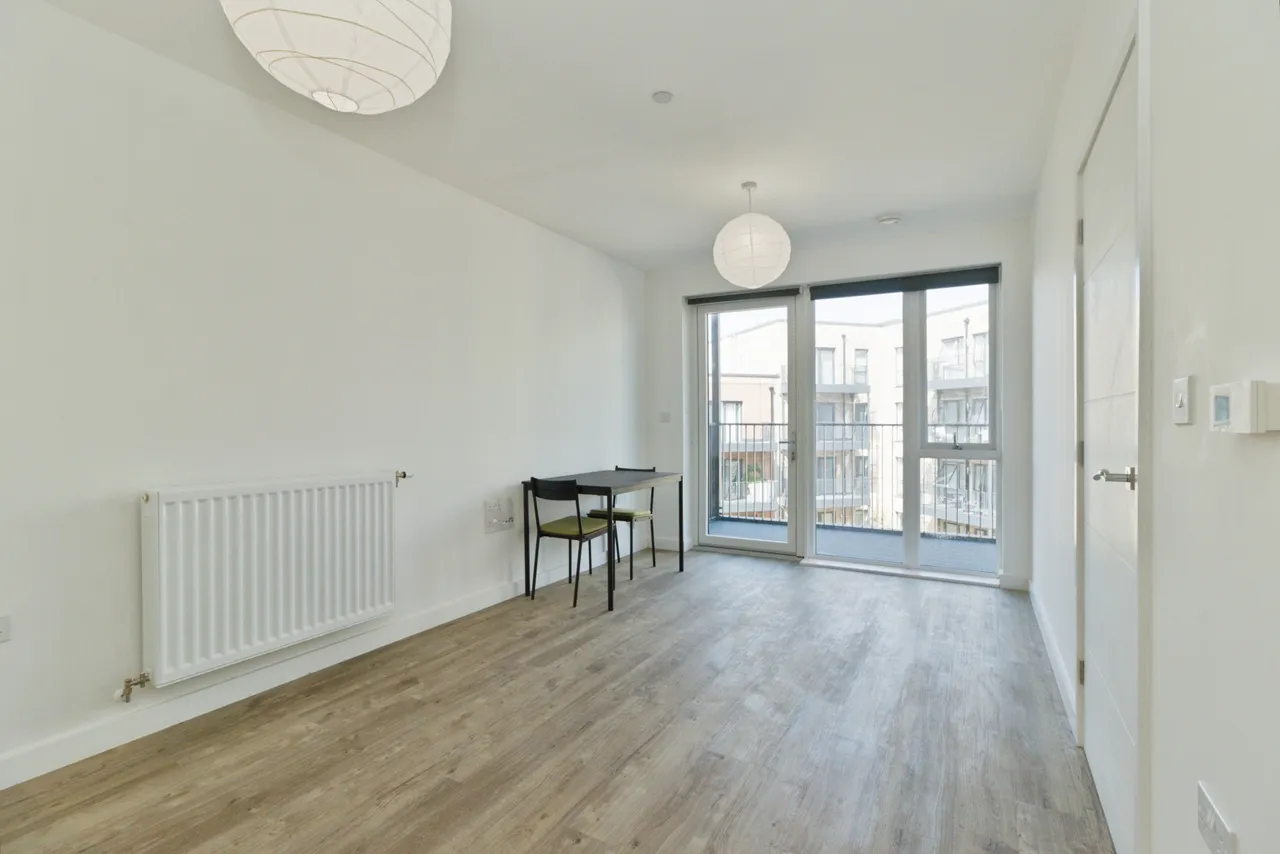 Vousden Grove, London, SE28, photo 8