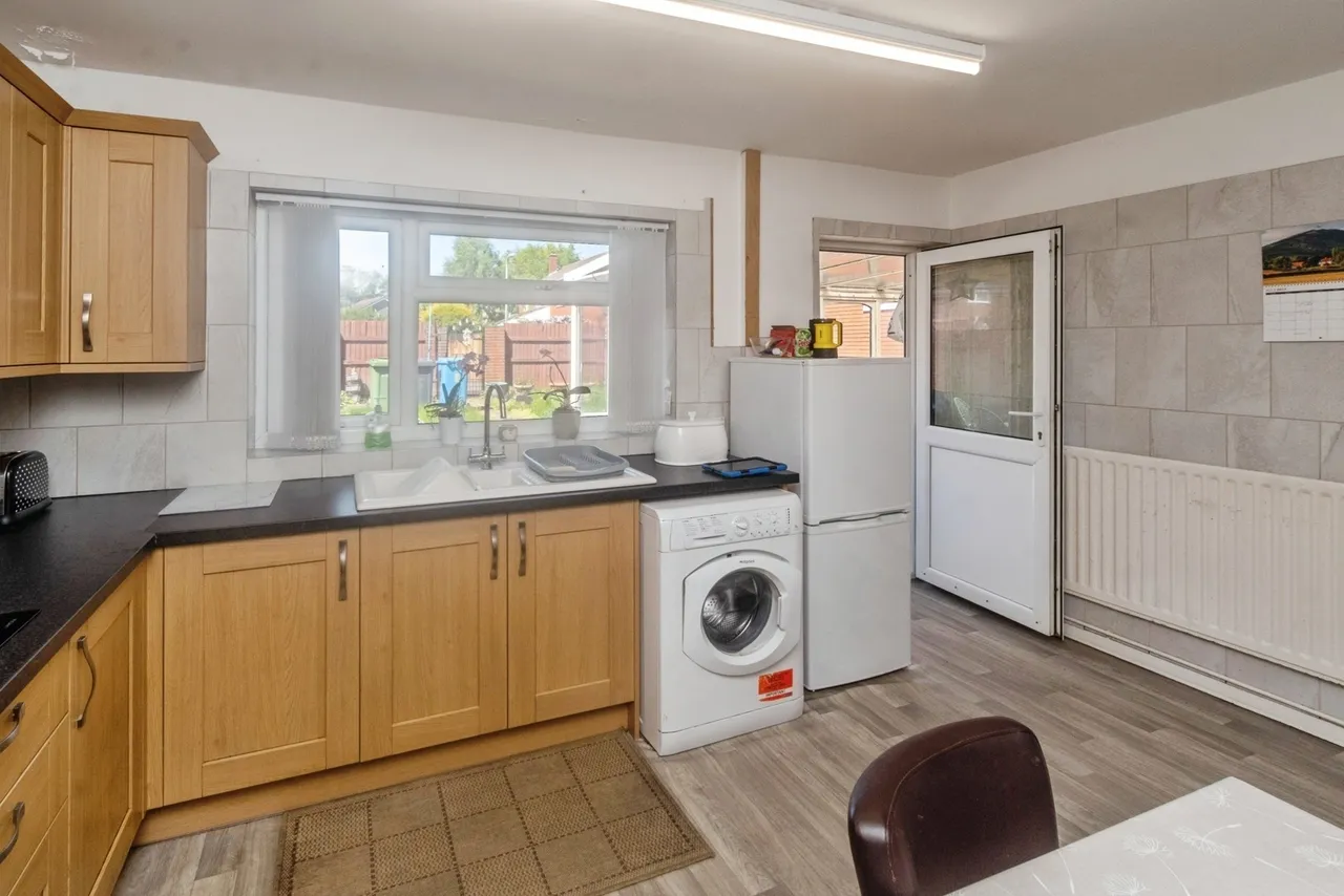 Weston Drive, Cheslyn Hay, Walsall, WS6, photo 5