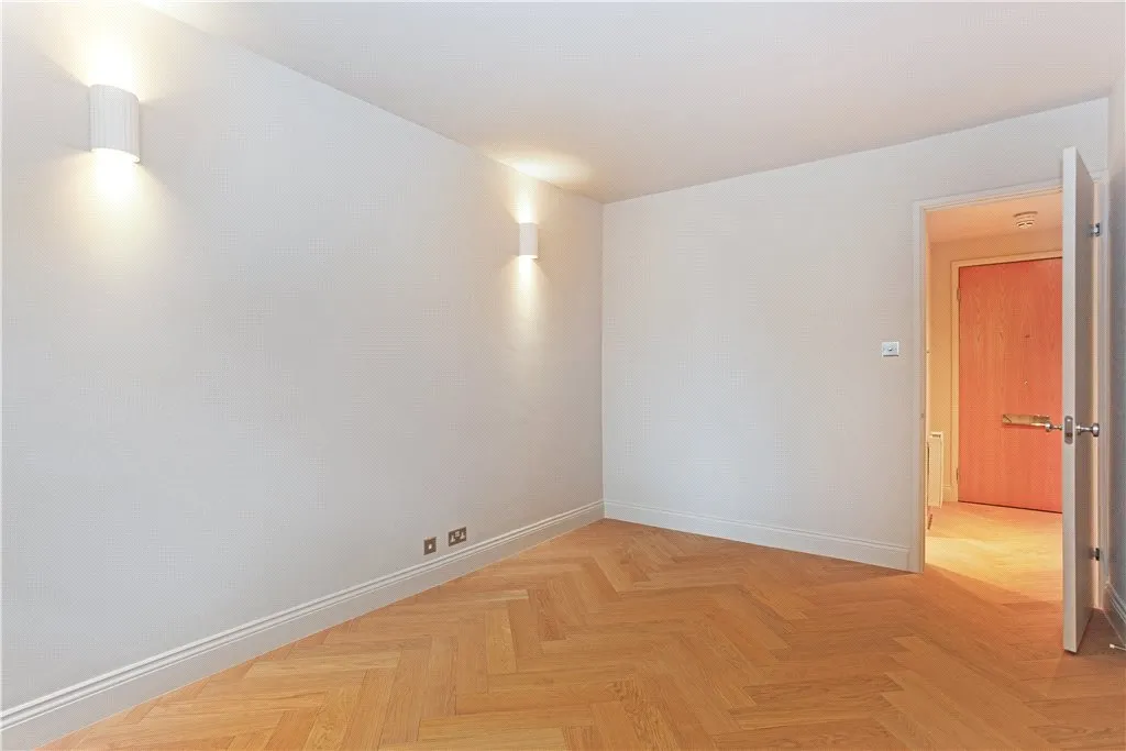 Queen Elizabeth Street, London, SE1, photo 24