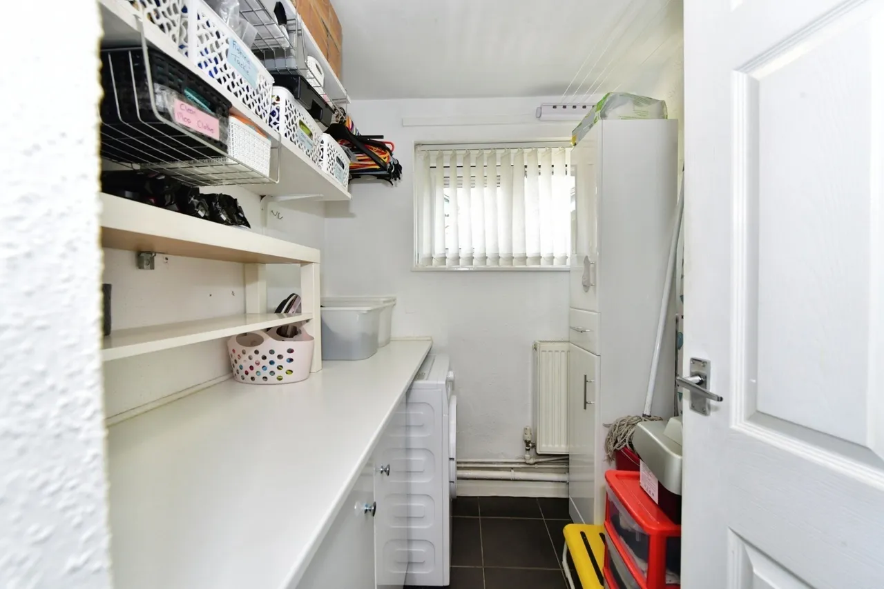 Stradbroke Road, Sheffield, South Yorkshire, S13, photo 8
