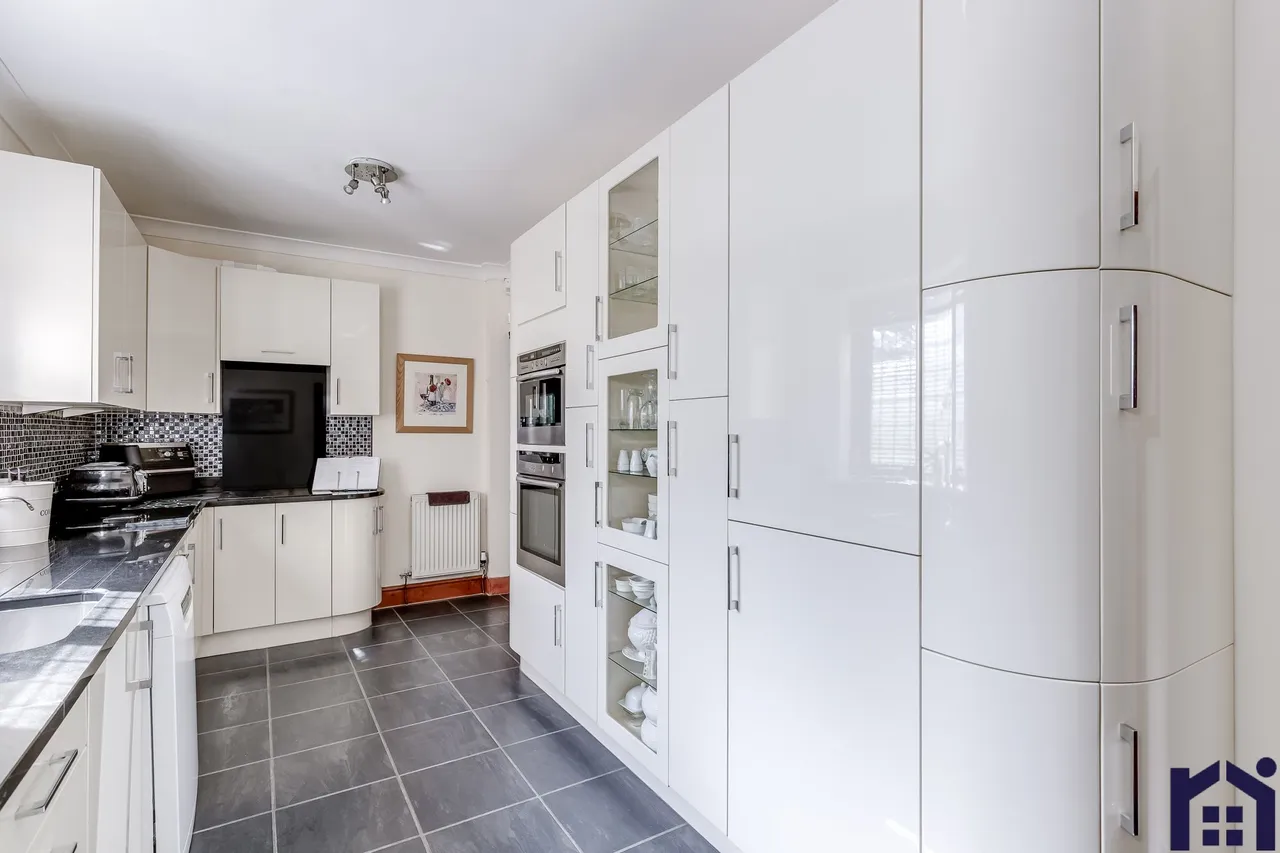 Euxton Lane, Chorley, PR7 1PS, photo 16