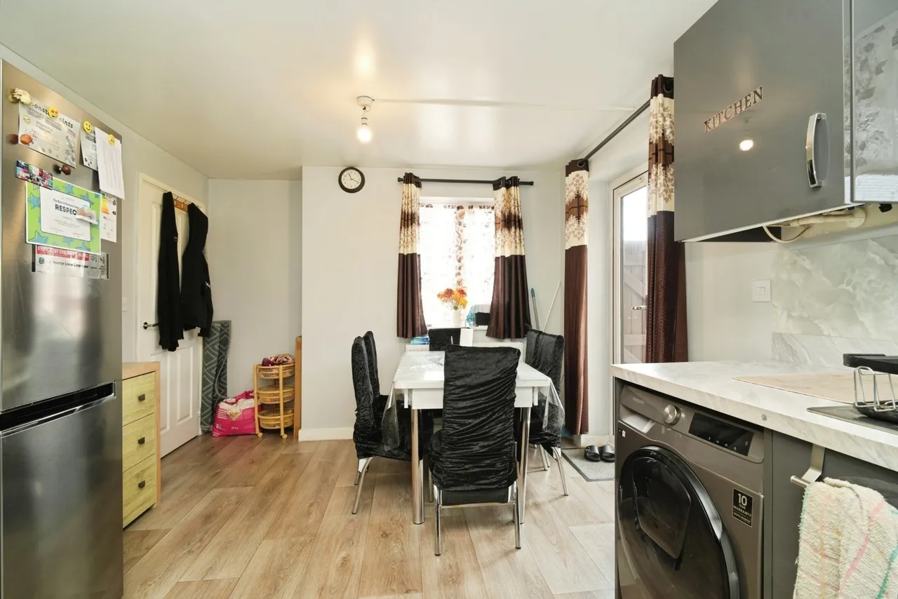 Eagle Drive, Salford, M6, photo 3