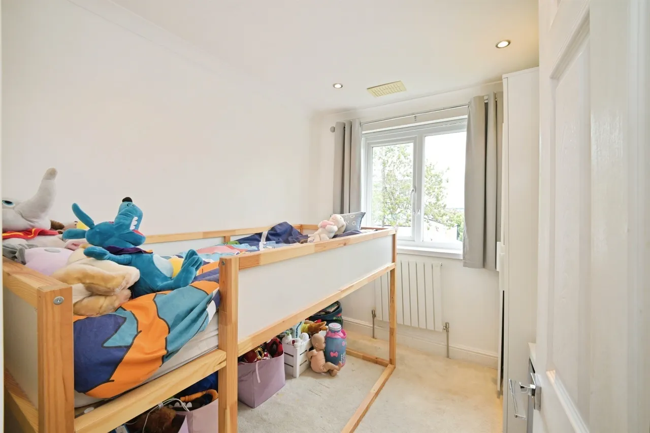 Tunfield Road, Hoddesdon, photo 12