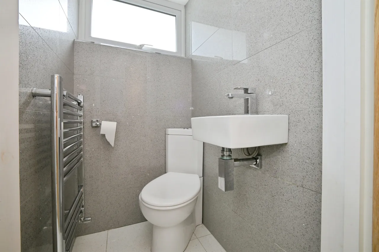 Tunfield Road, Hoddesdon, photo 6