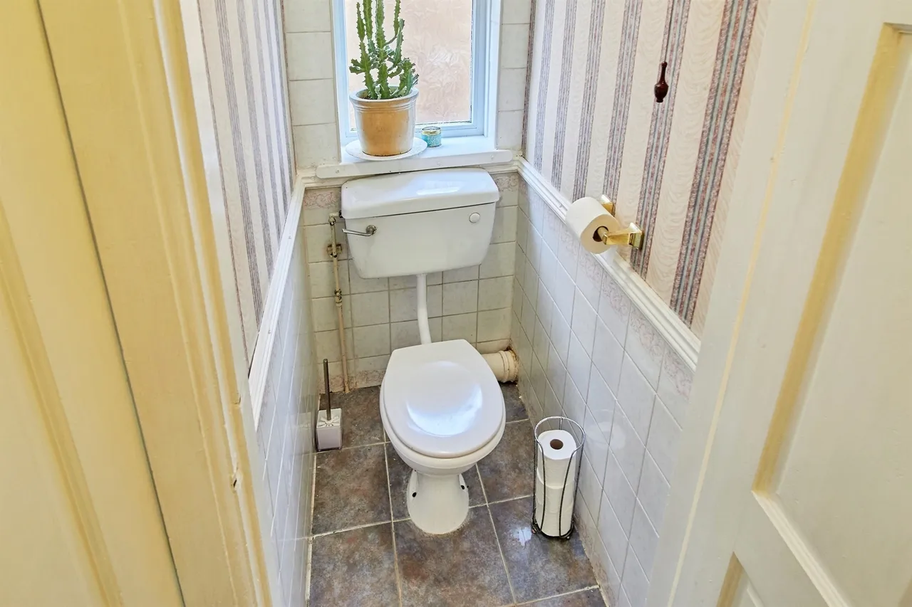 Lismore Drive, Birmingham, photo 13