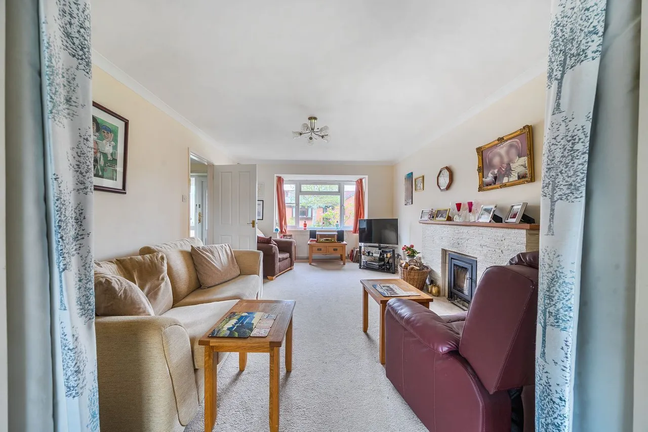 Springfield Close, Cheddar, BS27, photo 6