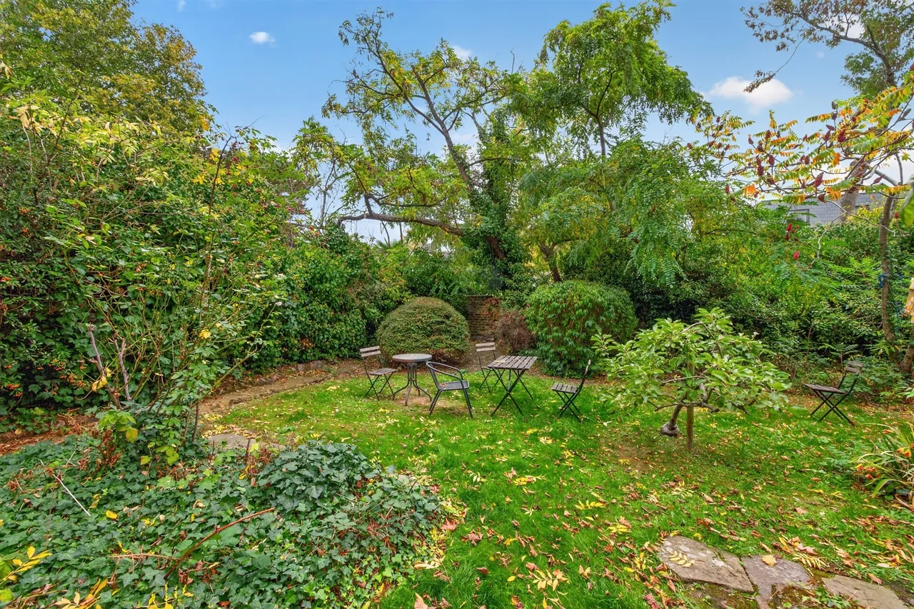 De Crespigny Park, London, SE5, photo 3