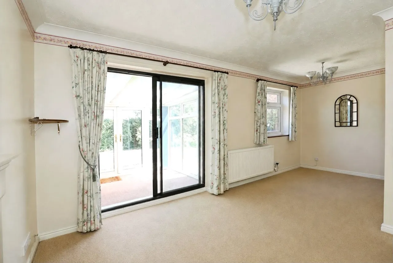 Pinewood Court, CREWE, Cheshire, CW2, photo 6