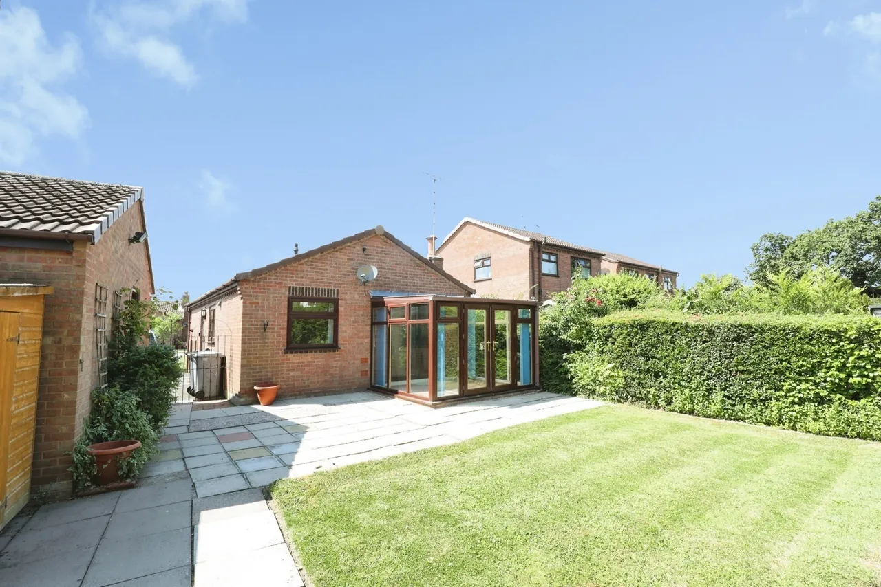 Pinewood Court, CREWE, Cheshire, CW2, photo 15