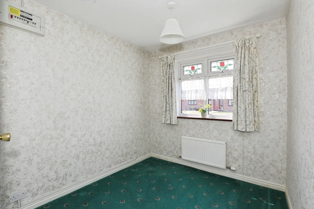 Pinewood Court, CREWE, Cheshire, CW2, photo 11