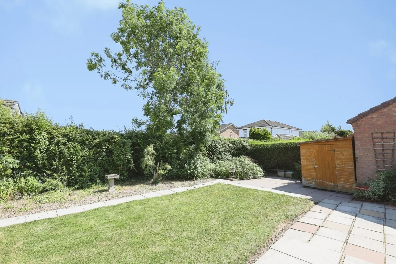 Pinewood Court, CREWE, Cheshire, CW2, photo 14