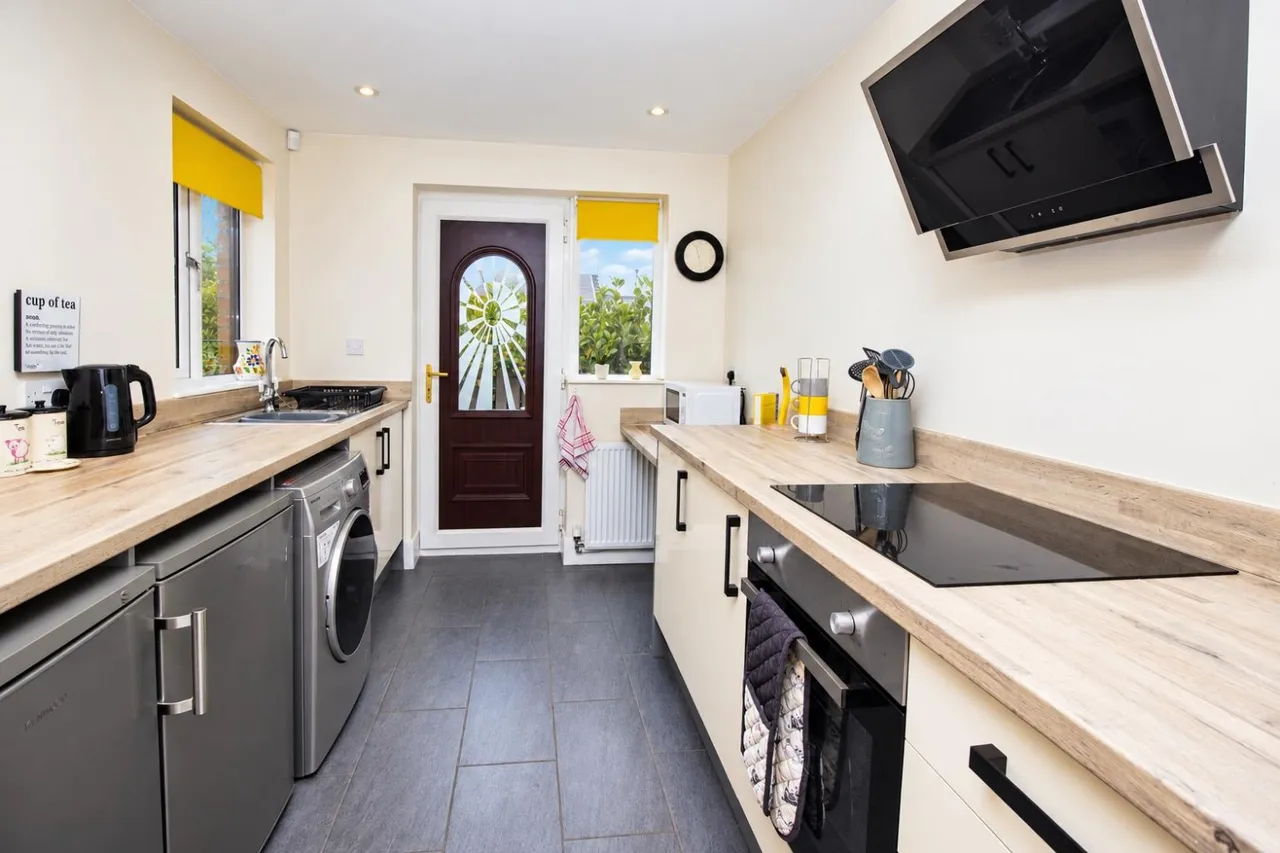 View Road, Darwen, BB3, photo 2