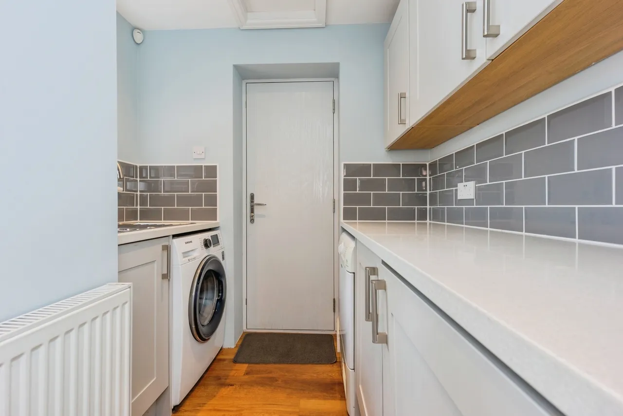 Ludford Grove, Sale, Greater Manchester, M33, photo 9
