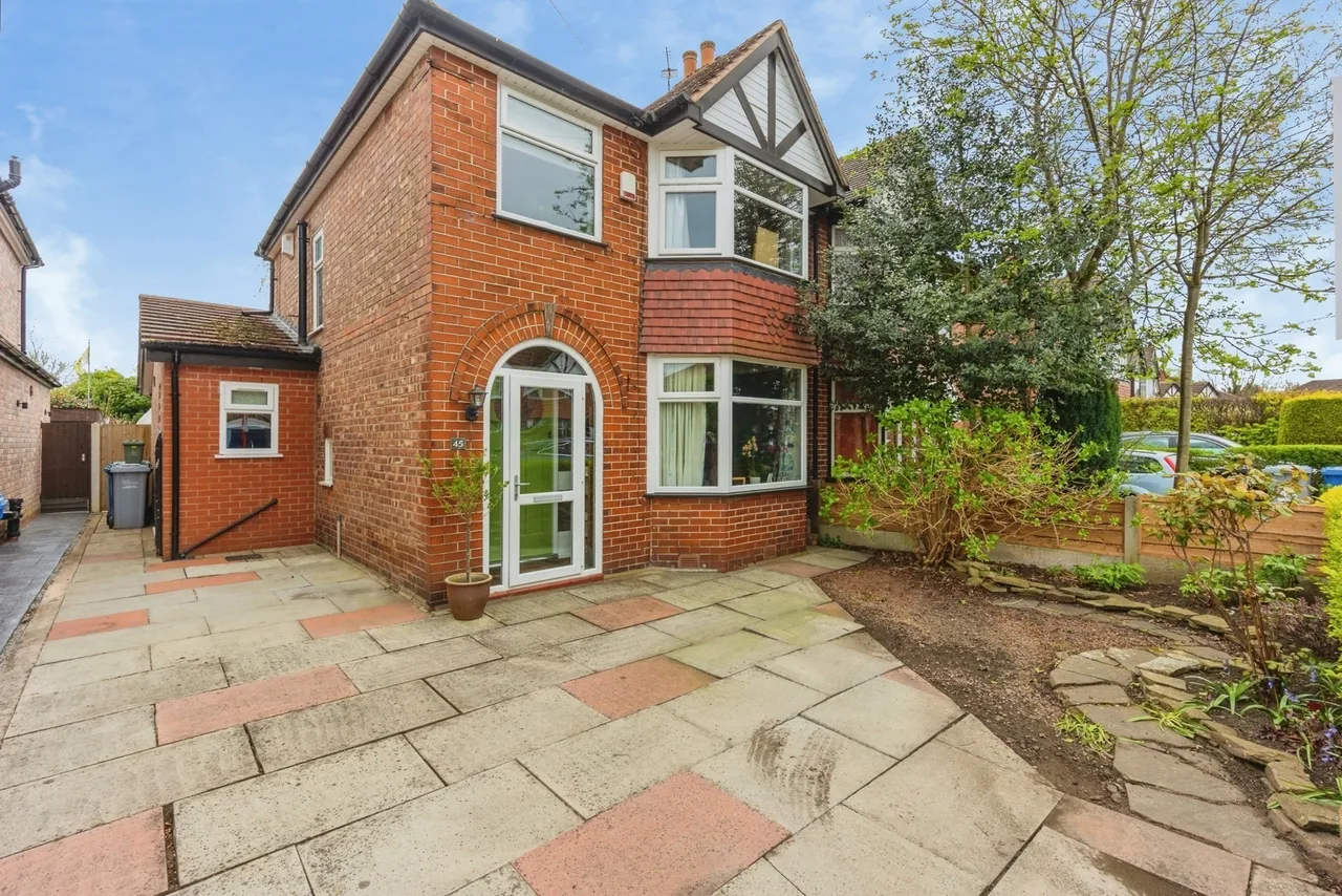 3 bed house for sale — Ludford Grove, Sale, Greater Manchester, M33